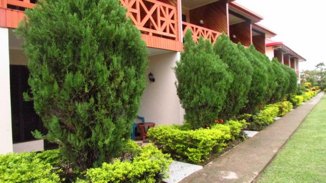 Wailoaloa Beach Resort Нанди Экстерьер фото